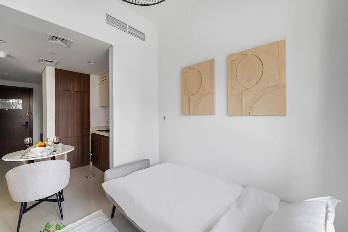 First Class 1Br Iconic Views & Elegance Dubai