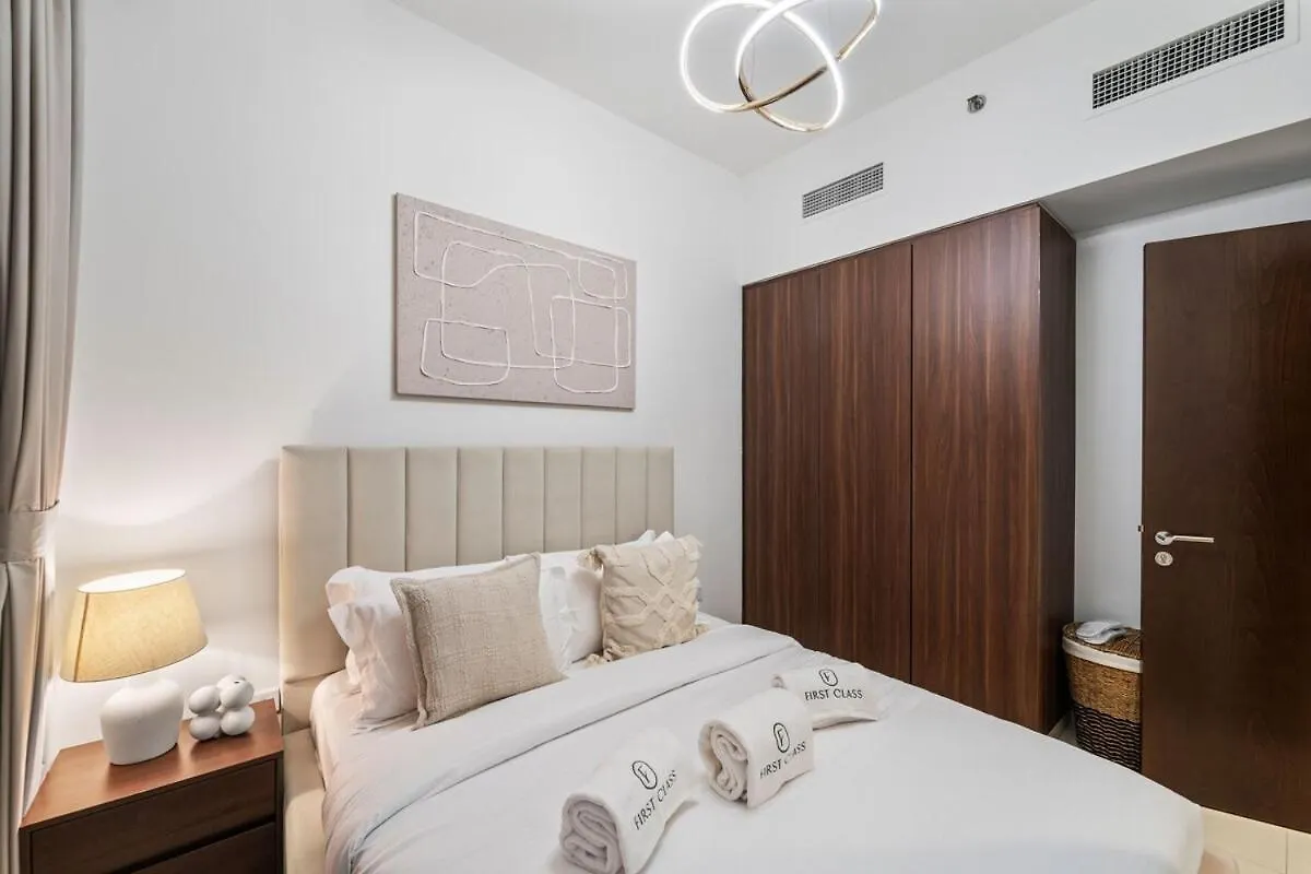 First Class 1Br Iconic Views & Elegance Dubai 0*,  United Arab Emirates